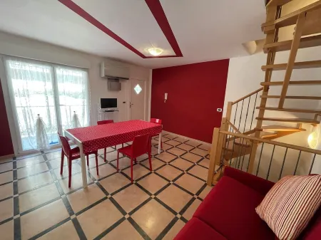 only 50meters from beach and Cap Martin