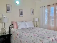 Coastal cay Hotels in 