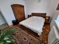 Charming 2-bedroom apartment in fabulous Sibiu with WiFi  호텔