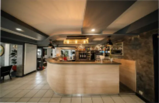 Brit Hotel la Bonne Etape