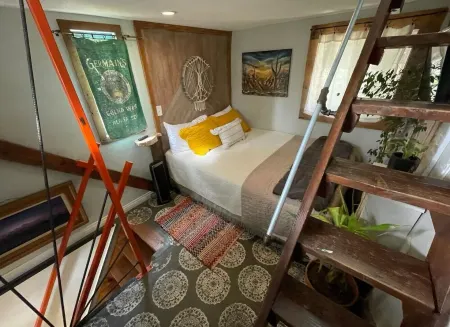 Fairy Tale Cottage- Tiny House- Paso Robles