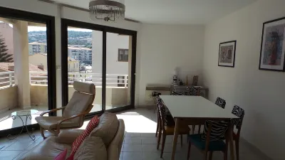 LARGE T4 IN THE HEART OF PROPRIANO โรงแรมใน