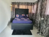 Chambre, Salon Meublé Moins Cher Idéal Pour Votre Séjour Отели в г. 