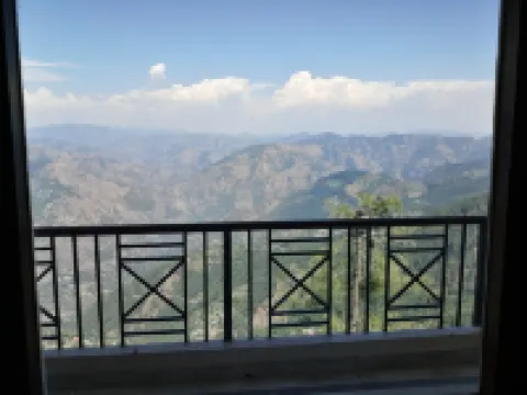 3 BHK, Luxurious Homestay Apartment with Secure Parking