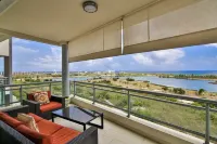 Skyline Luxury Condo