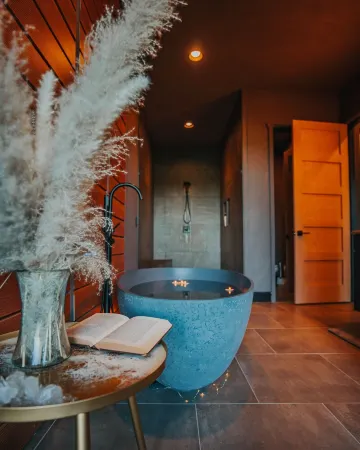 Center Hill Lake A-Frame - Lake View & Hot Tub