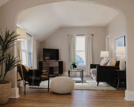 Charming 2-bedroom upper apartment in fabulous downtown Saint Charles, MN. Hotels in Saint Charles