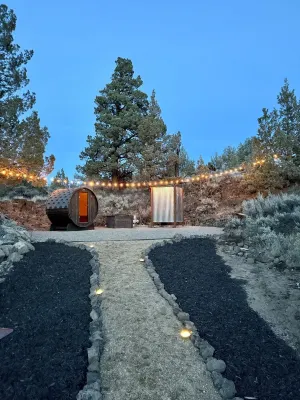 Tranquil Wellness Oasis-Barrel Sauna/Cold Plunge/RedLite/Juicer/Walking Paths Hotels in Jefferson County