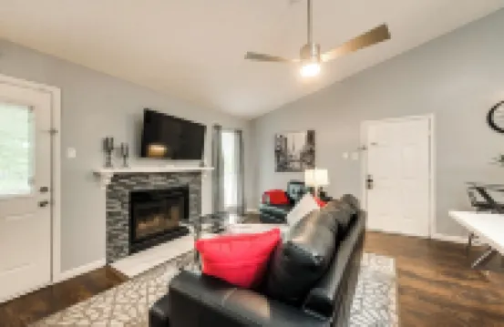 25% OFF I54 - 1BD Apt, HWY161/183 - DFW South Irving