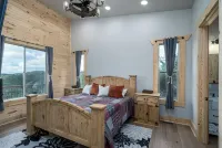 7p salt water Hot Tub/New construction/Amazing view