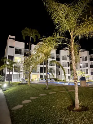 5 minutes from the beach and pool