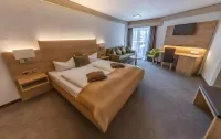 Hotel Quellenhof - Parvekkeita