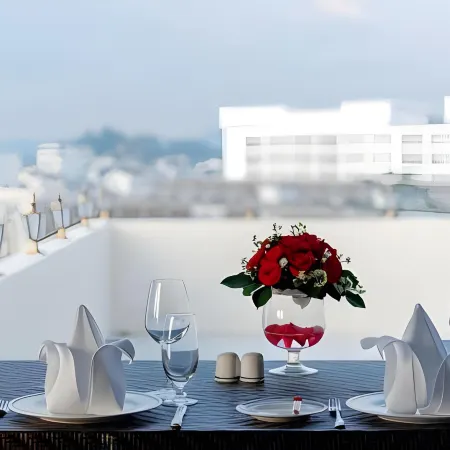 Dalat Boutique Hotel Отели рядом с достопримечательностью «Крейзи Хаус»