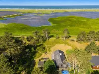 "Felis" - 575m from the sea Hotels in Hojby