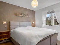 "Brune" - 330m from the sea