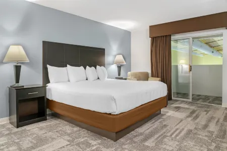 Best Western Lakewinds Отели в г. Mason County