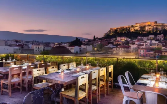 360Degrees Pop Art Hotel Отели рядом со станцией Железнодорожная станция Монастираки