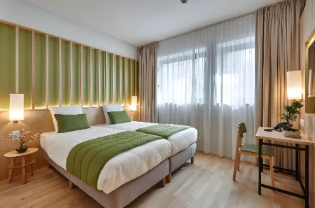 Yadoya Hotel Отели рядом с достопримечательностью «Атомиум»