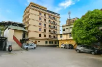 Antares Hotel - parking