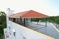 Le Terra Luxury Suites and Swimming Pool by Gvr Grand