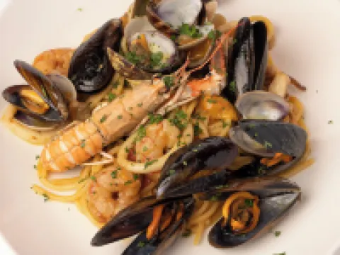 多姆斯酒店 伊塞爾尼亞省酒店