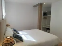 Gîte Île Grande T2, sea view 200m from the beach