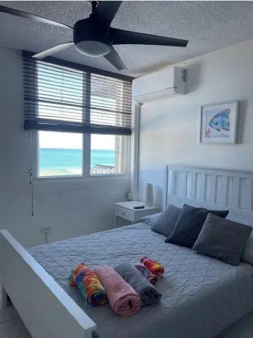 OCEANFRONT, COZY And GREAT VIEW, 2B/2B/1Pk