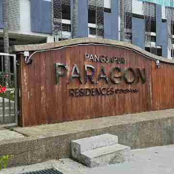 Paragon Residence The Modish 3BR7pax Balcony Hotel Exterior