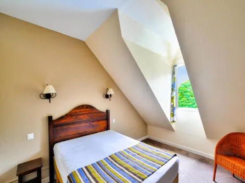 Duplex in Argentat with Heated Pool