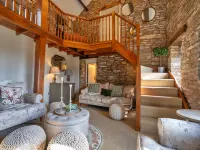 Barn in Peak District with Countryside Views
