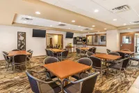 Best Western Plus Service Inn  Suites - breakfast