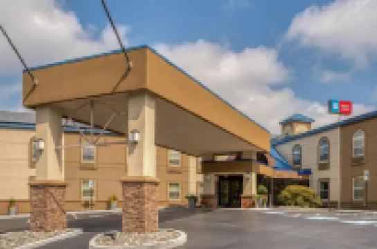 SureStay Plus Hotel by Best Western Elizabethtown Hershey
