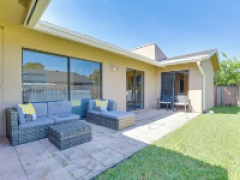 Pet-Friendly Sunrise Escape w/ Patio, Near Beaches Hotels in Sunrise