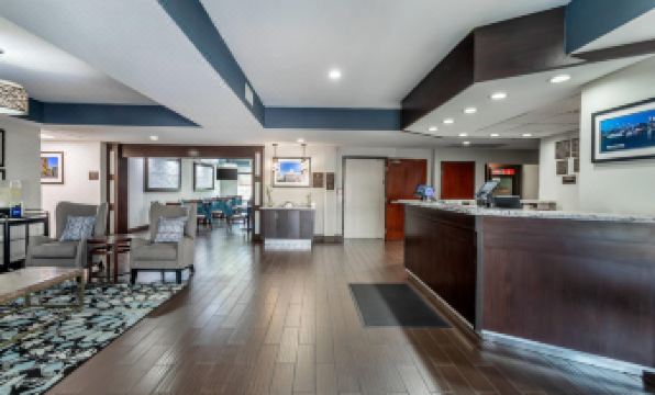 Comfort Suites Downtown Sacramento