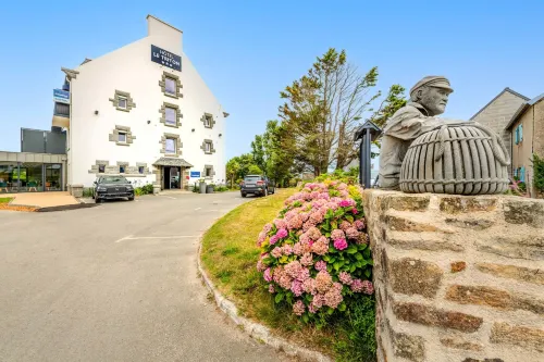 The Originals City, Hôtel Armen le Triton, Roscoff Hotels in Roscoff