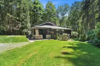 Northwoods Ln Cottage in Clear Creek by Tranquility Retreats