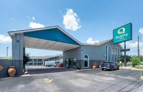 凱藝酒店-近馬布爾福爾斯湖