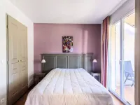Apartment in Mallemort near Pont Royal マルモールのホテル