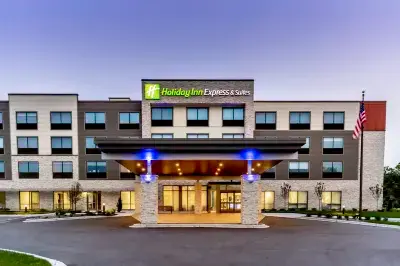 Holiday Inn Express & Suites MILWAUKEE – WEST ALLIS by IHG Hotels in 
