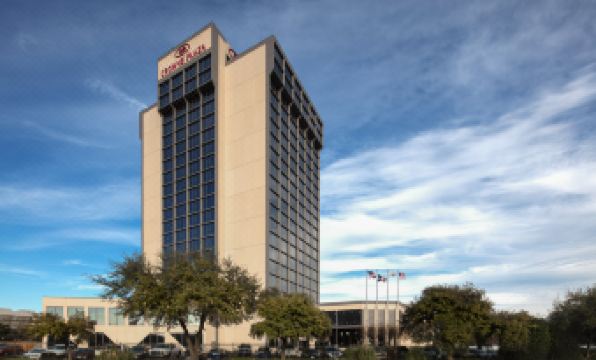 Crowne Plaza DALLAS MARKET CTR - LOVE FIELD by IHG