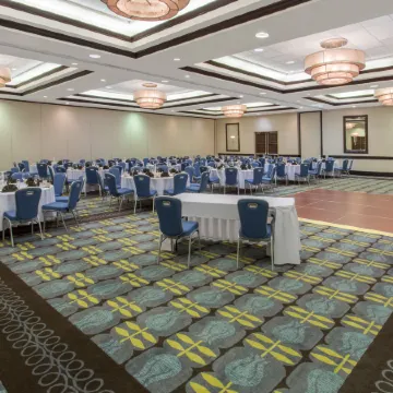 Crowne Plaza ST. LOUIS AIRPORT by IHG