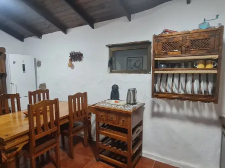 Wonderful Typical Canarian House with Outdoor Pool and Wifi in the Mountains.