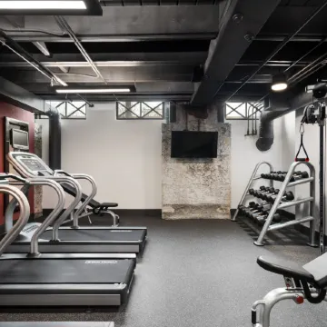 Homewood Suites By Hilton Milwaukee Downtown Отели рядом с достопримечательностью «Железнодорожный вокзал Милуоки»