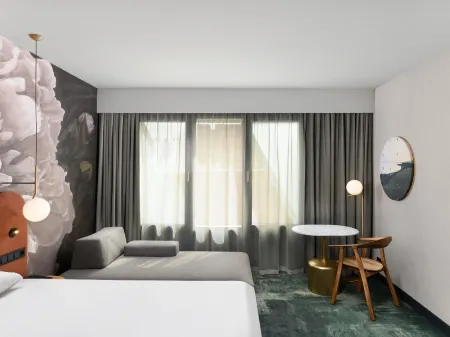 Mercure Debrecen Отели рядом с достопримечательностью «Debrecen Zoo and Amusement Park»