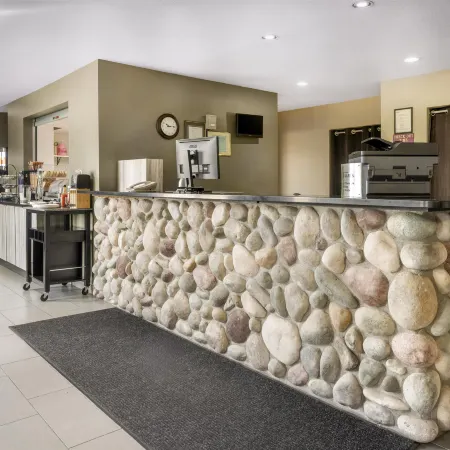 SureStay Plus Hotel by Best Western Lethbridge