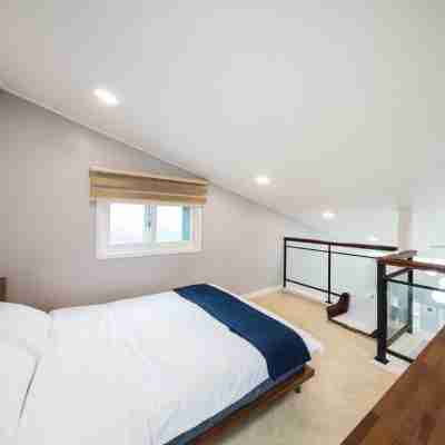 Geoje DogDog Pet Pool Villa Pension Rooms