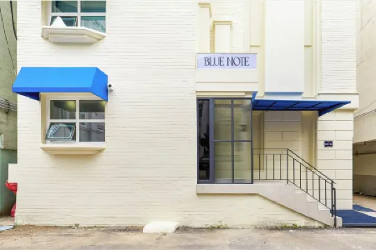 Bluenote Отели рядом с достопримечательностью «IT Inha University College of Engineering»