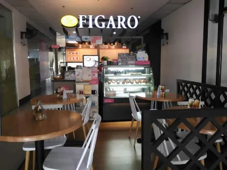 Residenciale Boutique Apartments Отели рядом с достопримечательностью «The Immaculate Conception Cathedral of Cubao»