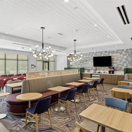 Home2 Suites by Hilton Riverside Downtown