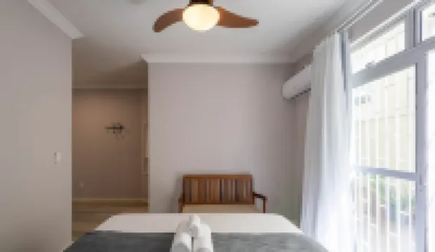 Apt with Balcony and BBQ 30m from the Sea Rdm0101